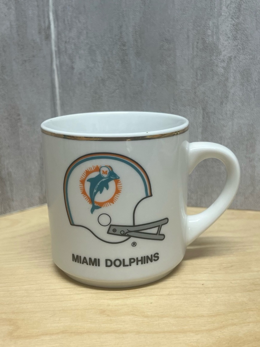 Vintage 1984 Miami Dolphins NFL Gold Trimmed Mug Roster Coffee Mug AFC Champs